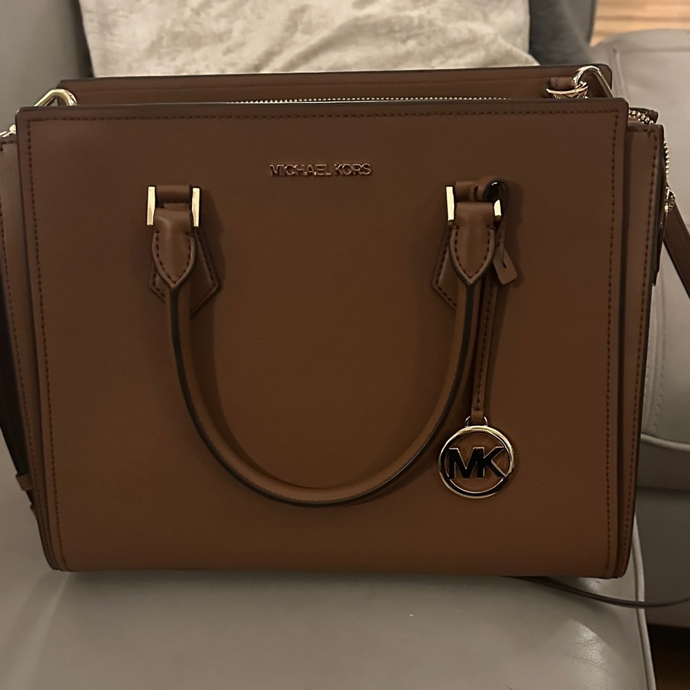 Michael Kors brown purse